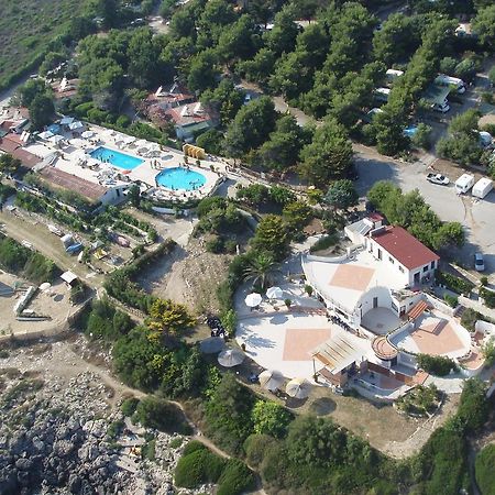 I Giardini Di Santomaj Apartment Leporano Bagian luar foto